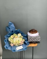 باقة ورد وكيكه اني وداني