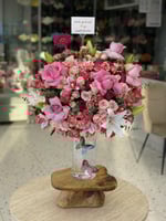 فازة ورد مع شوكلاتة هانفريان