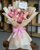 باقة ورد طبيعي وردي