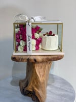 تنسيق كيك ورد بوكس زجاجي