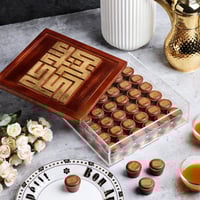 صندوق العيد الخشبي