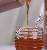 عرض عسل السدر الجبلي (عسل نادر بالسوق) ٤ كيلو عسل...