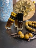 دهن عود كمبودي فاخر ..