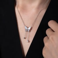 سلسال فاخر على شكل فراشة من الفضة عيار 925