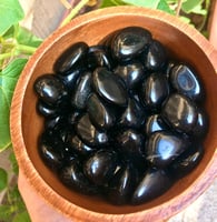 اوبسيديان اسود مصقول عالي الجودة | وسط