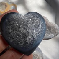 عقيق عنقودي قلب