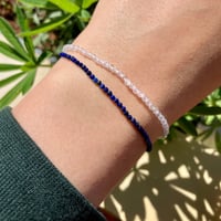 اساور احجار كريمة