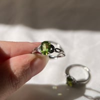 خاتم زبرجد طبيعي وعالي الجودة