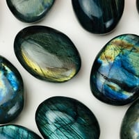 لابرادوريت مصقول عالي الجودة