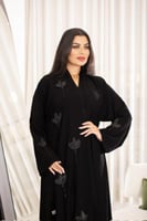 ‏‎‏‎‏‎‏عباية اسود بتطريز اسود ورد