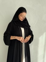 عباية كلوش تطريز بالكم والياقة