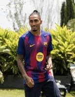 برشلونه 25/26 نسخة لاعبين