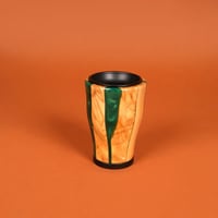 مبخرة ريزن اخضر وخشب فاخر صغيرة بقاعدة وغطاء معدن...