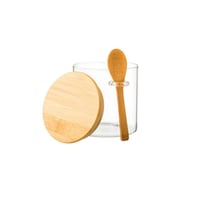 مرطبان زجاج شفاف مدور مع ملعقة خشب للسكر والقهوة ب...