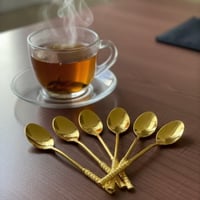 طقم ملاعق شاي معدن ذهبي مبروم 6 قطعة