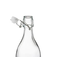 قارورة زجاج بغطاء ضغط ديزاين سمايل