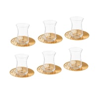 فناجين شاي زجاج بصحن معدن ذهبي