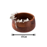 صحن مكسرات خشب هندي بديكور فراشات فضي