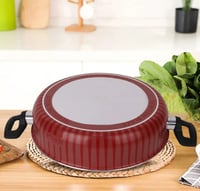 مقلاة نيوفلون بيدين جانبين وغطاء مقاس 24 سم