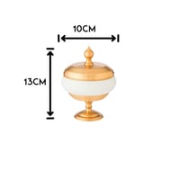 مبخرة بورسلان ابيض بقاعدة وغطاء معدن ذهبي صغيرة