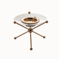 مبخرة بقاعدة معدن ذهبي وفضي