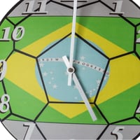 ساعة حائط معدن ديكور كرة قدم 29 سم