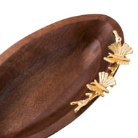 صحن تقديم خشب هندي بيضاوي بديكور فراشات ذهبي