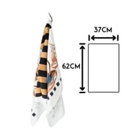 طقم مساك ومنشفة وكفوف قطن