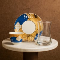 طقم فناجين شاي وقهوة 18 قطعة رسومات كلاسيكية