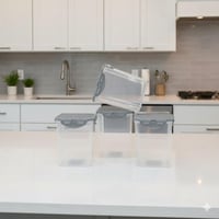 طقم حافظات بلاستيك متعدد الاستخدام 4 قطعة بغطاء لو...