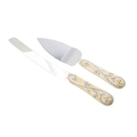 جاروف مع سكين لتقطيع الكيك