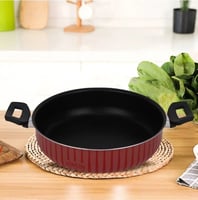 مقلاة نيوفلون بيدين جانبين وغطاء مقاس 28 سم