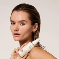 اواي ليف ان بلسم الشعر 25 مل حجم ميني