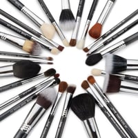 جيسوب طقم فرش مكياج برو كاملة 27 قطعة T133