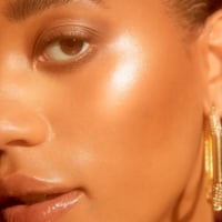 ايلف فلتر سائل للوجه هلو جلو مديم موين 4 - 31.5 مل