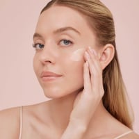 لانيج قناع النوم المعزز للإشراقة والحيوية مع مركب...