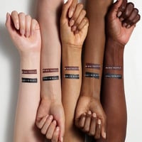 فنتي بيوتي كحل سائل طويل الامد - كوز ام بلاك