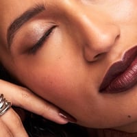 ايلف احمر خدود سائل كامو - كوبر ايتكت