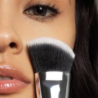 هاوس لابس فرشاة كريم الاساس