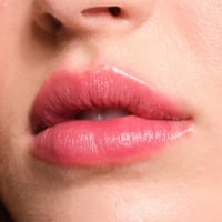 قلم تكبير الشفاة منفخ الشفاة بلمب ات فولوميسنغ ليب...