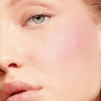 ديور باكستيج روزي جلو احمر خدود وردي - 001