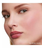 ايف سان لوران احمر خدود ميك مي بلش - 06 روز هيز