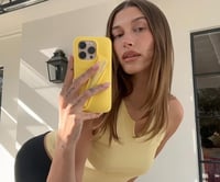 رود هايلي بيبير كفر جوال حامل لمرطب الشفاه بدون ال...