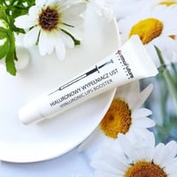 ديرموفيوتشر مكبر الشفاه بحمض الهيالورونيك 12مل