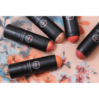 ستيك بلاشر كريمي مخملي من ليف للخدود والشفاه -LIBE...