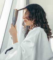 كلارا جهاز تمويج الشعر الذاتي C1 رمادي