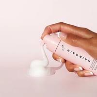 هير جان بخاخ نمو الشعر لا يترك اثرا على فروة الرأس...