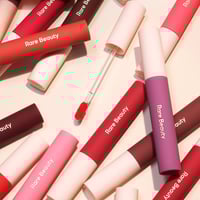 رير بيوتي كريم مطفي للشفاه ليب سوفليه - اليفيت 3.9...