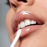 سيفورا ملمع الشفاه اوتريجاس بلامب ايفيكت ينك بوت 0...