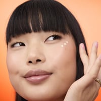 سيفورا كريم جلو لتفتيح منطقة العينين بفيتامين C وح...